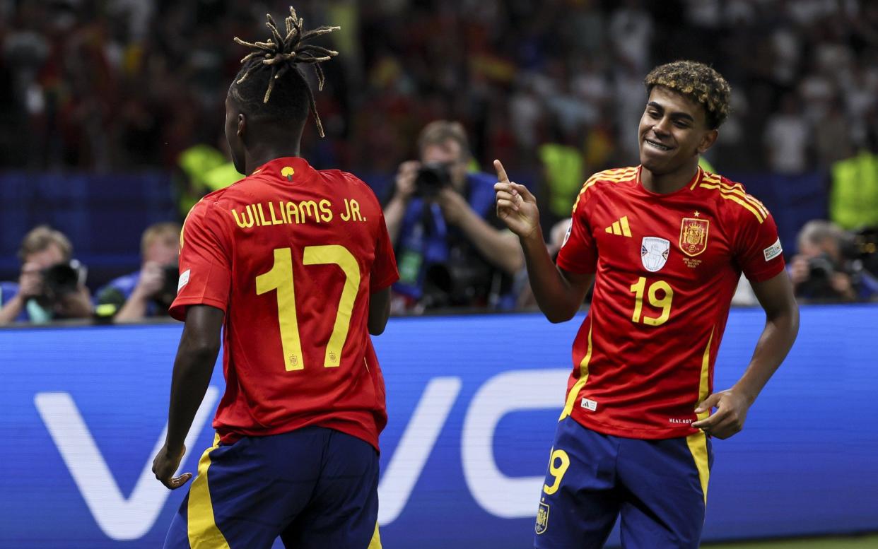 Nico Williams of Spain celebrates with Lamine Yamal after scoring his side's first goal