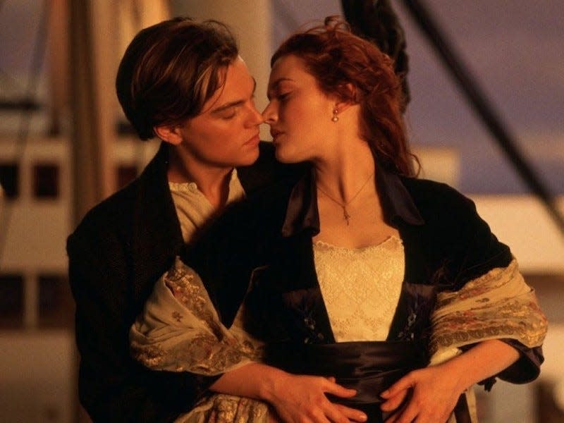 Titanic Jack and Rose Kiss