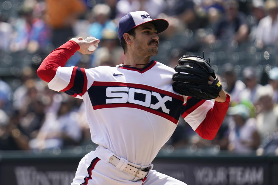 Chicago White Sox starting pitcher Dylan Cease throws against the Arizona Diamondbacks during the first inning of a baseball game in Chicago, Sunday, Aug. 28, 2022. (AP Photo/Nam Y. Huh)