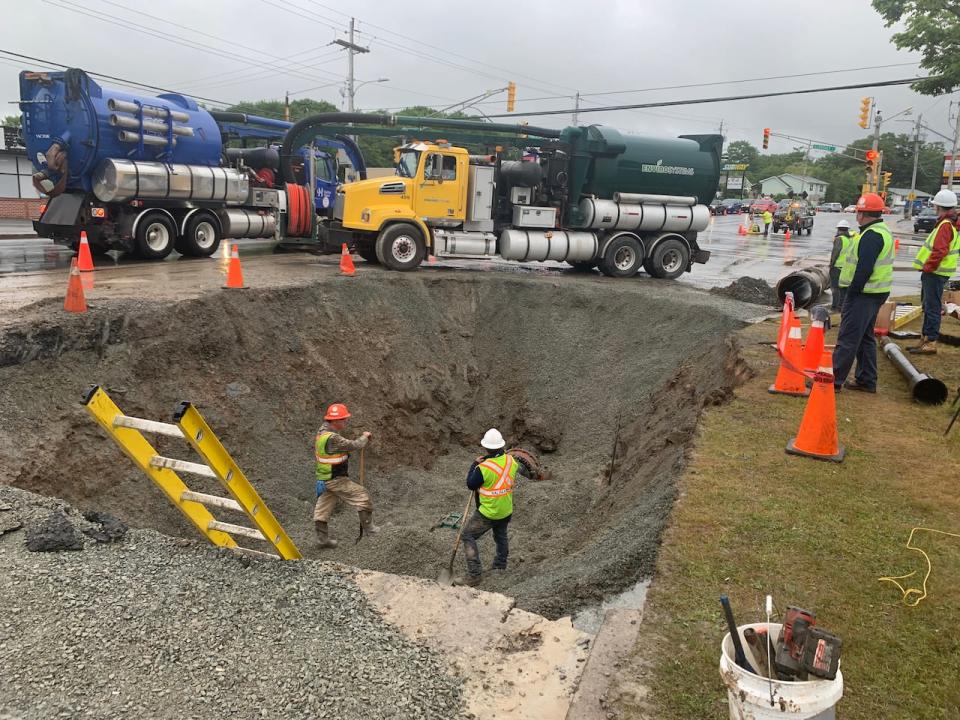 Halifax Water crews continue to work on a water main break near the intersection of Cobequid Road and Glendale Drive.