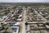 Vista del barrio de bajos ingresos de San Pablo en Piura, Perú, el domingo 4 de junio de 2023. (AP Foto/Martín Mejía)