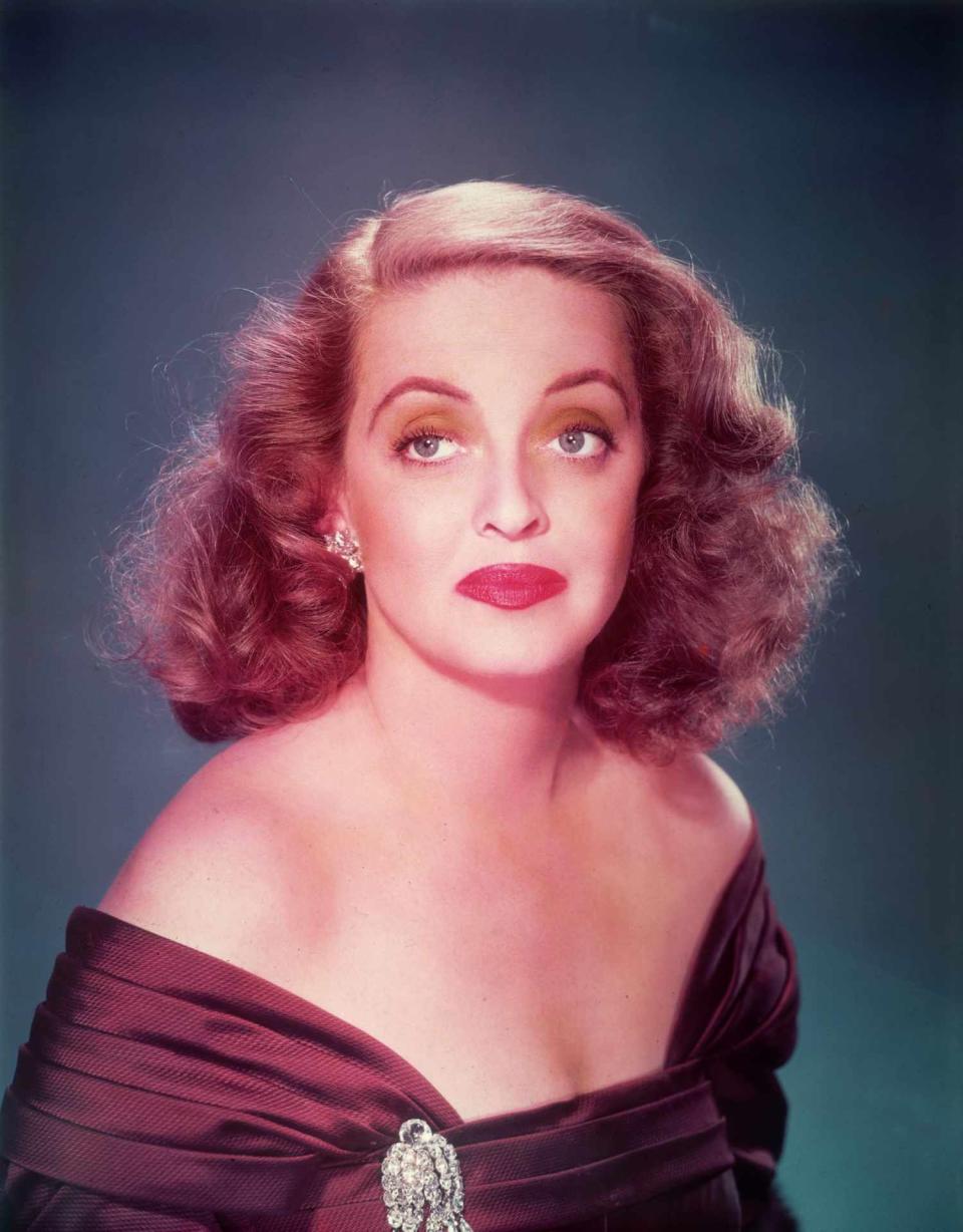 Bette Davis, 1974