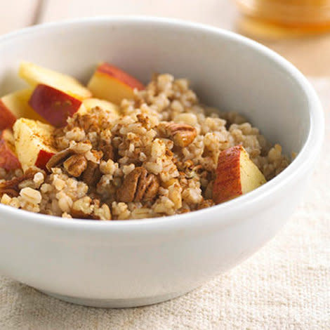 Overnight Apple-Cinnamon Oatmeal