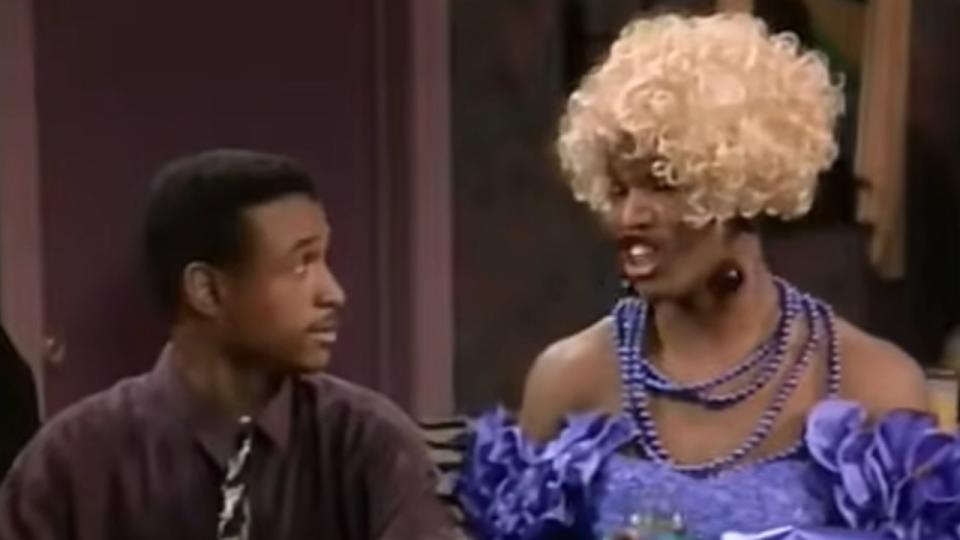 Screenshot of Tommy Davidson and Jamie Foxx in 