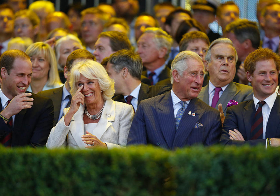 <p>Le prince Charles, son épouse Camilla et le prince William réunis aux côtés du prince Harry pour la première édition des Invictus Games, à Londres.</p><br>