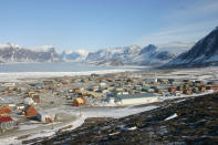 SLUG: FO/Canada-Warming DATE: Downloaded email 03/21/2006 (EEL) CREDIT: Doug Struck/TWP PANGNIRTUNG, Canada Inuits on this small Baffin Island village say this winter has carried ominous signs of global warming.- Pangnirtung fjord- it is frozen over. (check spelling with story) (Photo by Douglas Struck/The Washington Post/Getty Images)