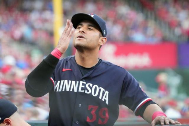 St. Louis, United States. 01st Aug, 2023. Boston Celtics forward, 4-time  NBA All Star Jayson Tatum, walks off the field after throwing a ceremonial  first pitch before the Minnesota Twins-St. Louis Cardinals