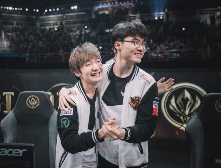 Han “Peanut” Wang-ho and Lee “Faker” Sang-hyeok at the 2017 Mid-Season Invitational (Riot Games/lolesports)