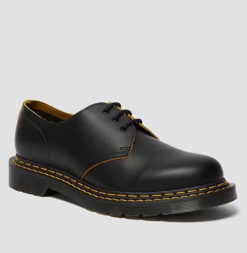 <p><strong>Dr. Martens</strong></p><p>drmartens.com</p><p><strong>$130.00</strong></p><p><a href="https://go.redirectingat.com?id=74968X1596630&url=https%3A%2F%2Fwww.drmartens.com%2Fus%2Fen%2Fp%2Funisex-shoes-smooth-slice-1461-ds&sref=https%3A%2F%2Fwww.esquire.com%2Fstyle%2Fmens-fashion%2Fg33995426%2Fbest-new-menswear-september-11-2020%2F" rel="nofollow noopener" target="_blank" data-ylk="slk:Buy;elm:context_link;itc:0;sec:content-canvas" class="link ">Buy</a></p><p>Double the stitching, double the fun! </p>