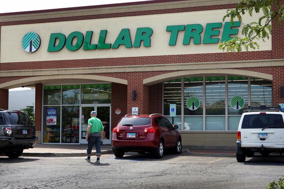 Dollar Tree is open on Thanksgiving 2022.