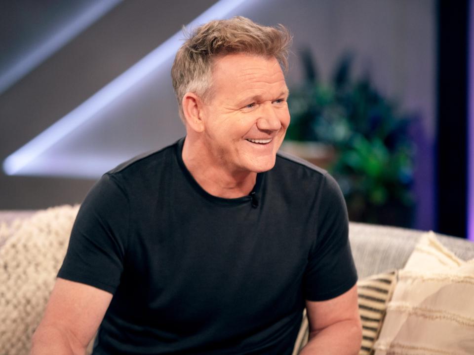 gordon ramsay on the kelly clarkson show in november 2021