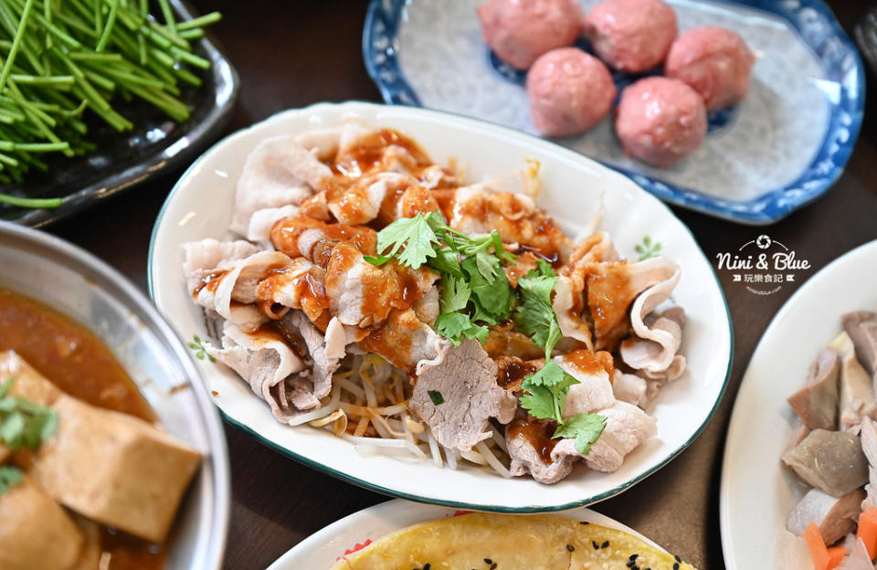 台中太平｜爸爸酸菜白肉鍋