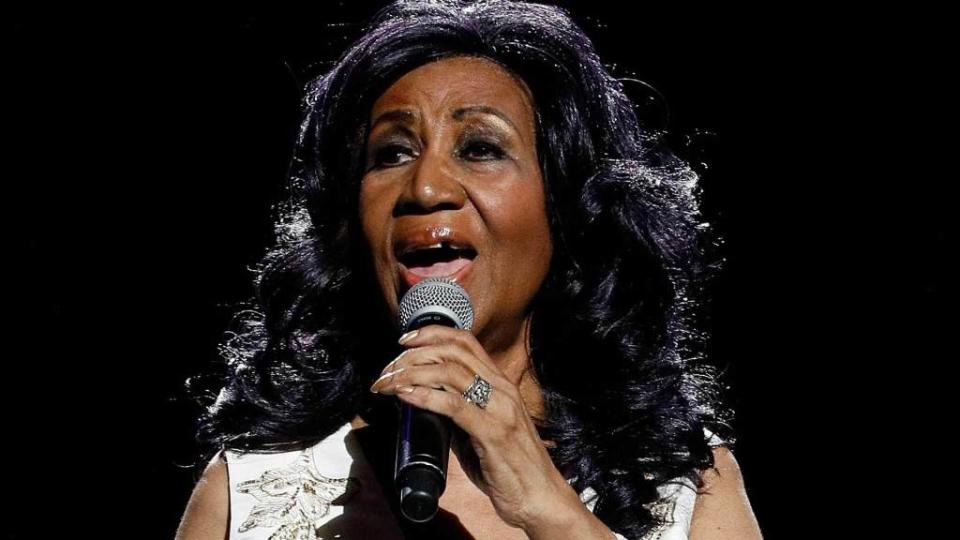 <p>One of Aretha Franklin’s sons is objecting to the estate’s plan of selling property owned by the late singer, and he’s arguing that the discovery of the secret wills should put a freeze on anything being sold. According to court documents obtained by The Blast, Kecalf Franklin is asking the judge to halt the proposed […]</p> <p>The post <a rel="nofollow noopener" href="https://theblast.com/aretha-franklin-son-kecalf-block-property-sale/" target="_blank" data-ylk="slk:Aretha Franklin’s Son Tries to Block Property Sale After Secret Will Discovery;elm:context_link;itc:0;sec:content-canvas" class="link ">Aretha Franklin’s Son Tries to Block Property Sale After Secret Will Discovery</a> appeared first on <a rel="nofollow noopener" href="https://theblast.com" target="_blank" data-ylk="slk:The Blast;elm:context_link;itc:0;sec:content-canvas" class="link ">The Blast</a>.</p>
