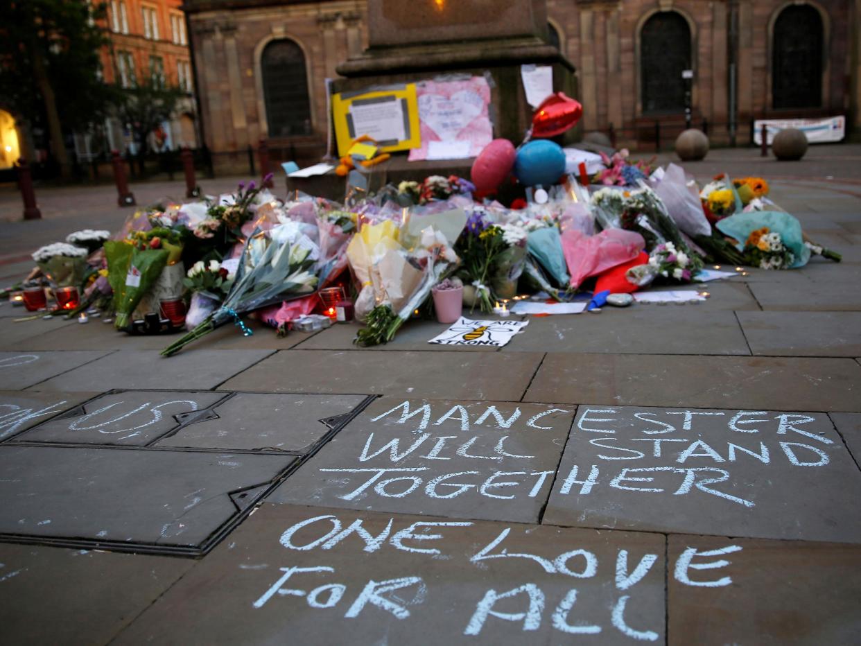 Flowers laid in memory of the Manchester suicide bomb attack victims: Stefan Wermuth/Reuters