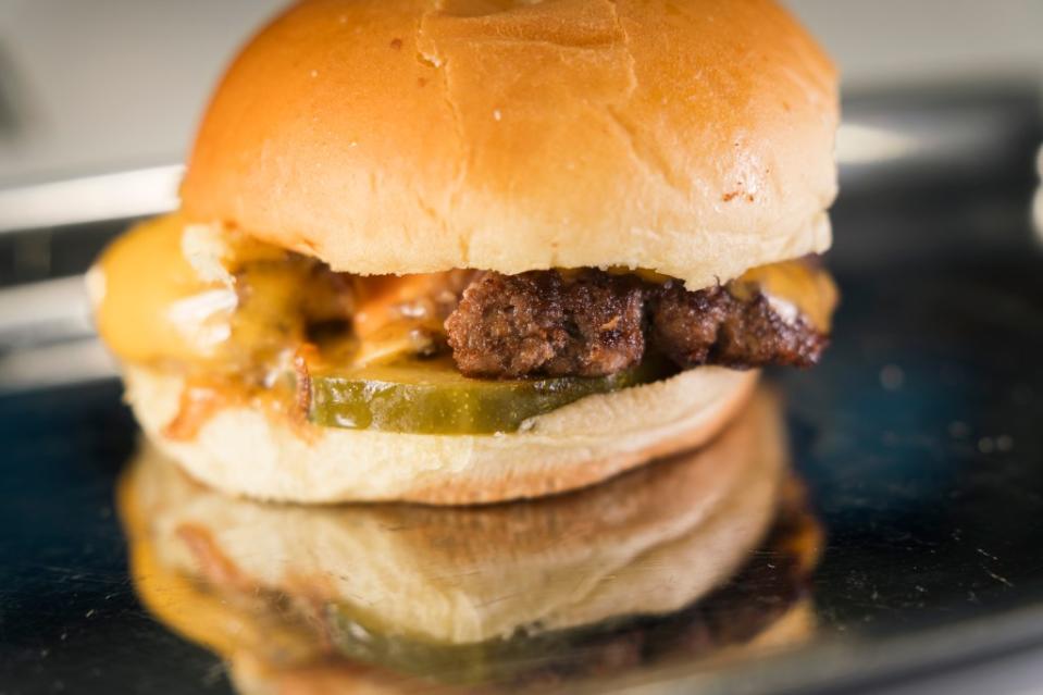 The burger’s special ingredient is garlic confit embedded into the patty. Stefano Giovannini