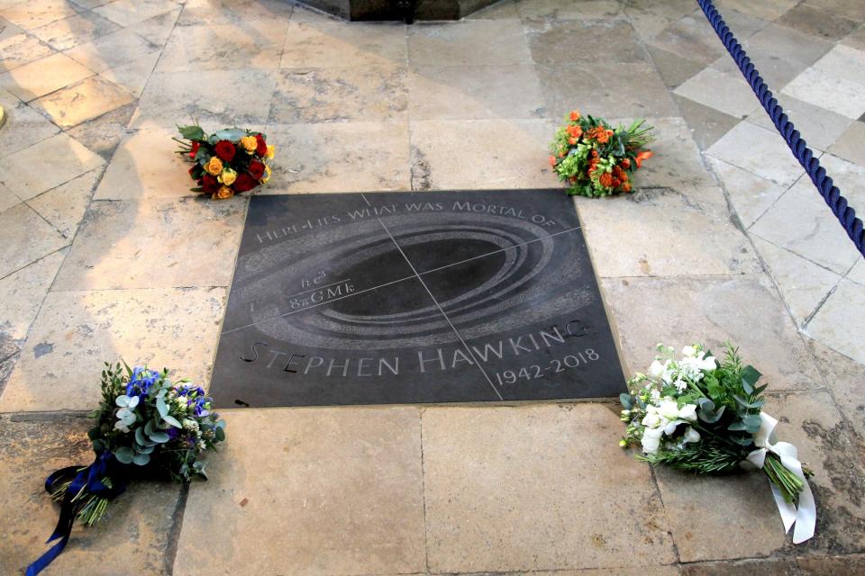 Stephen Hawking's grave