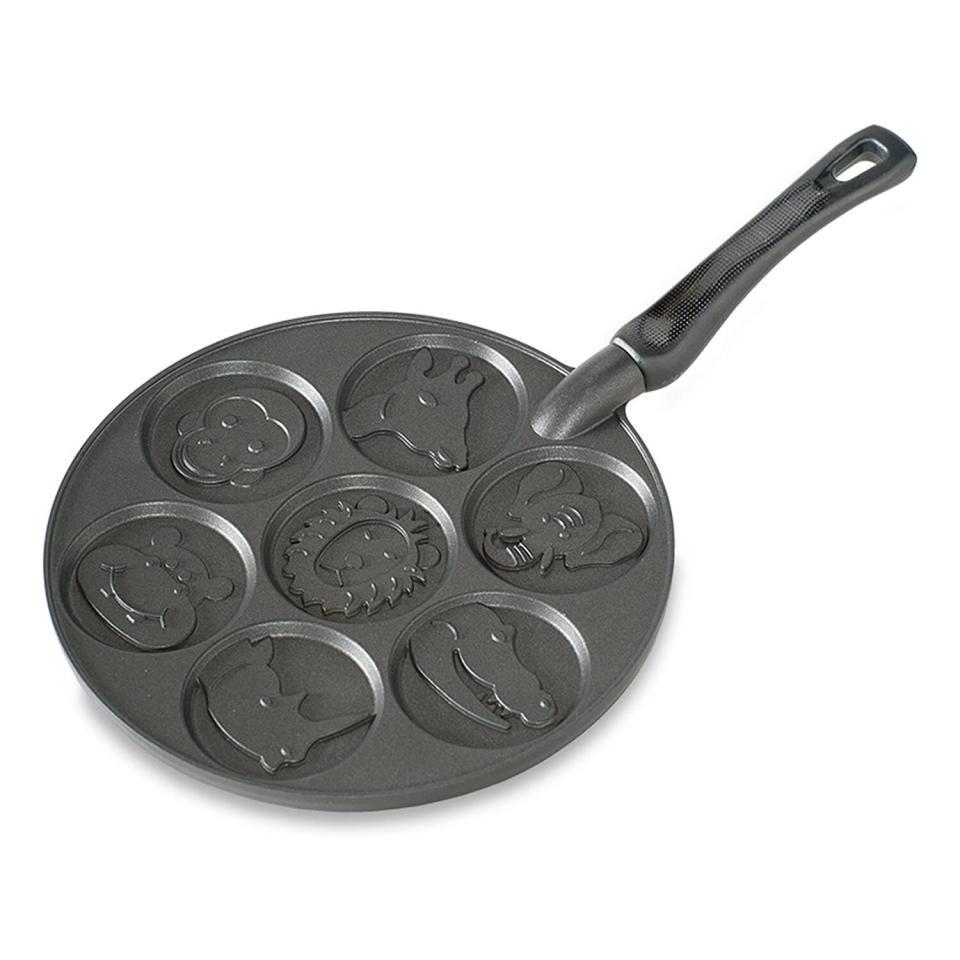 Gigi Hadid Pancake Pan