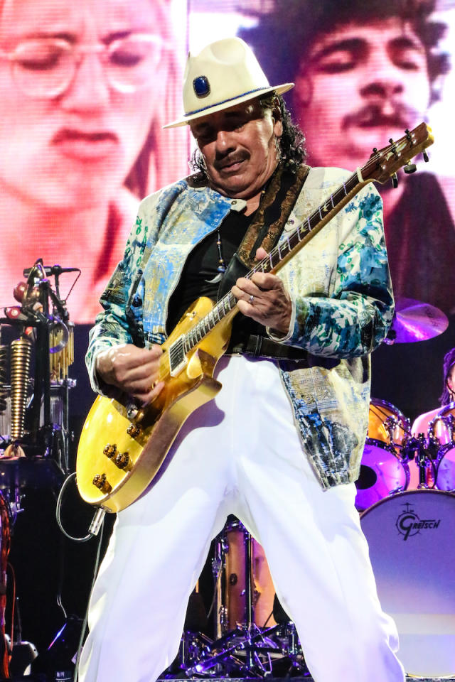 Carlos Santana Collapses Onstage – Hollywood Life