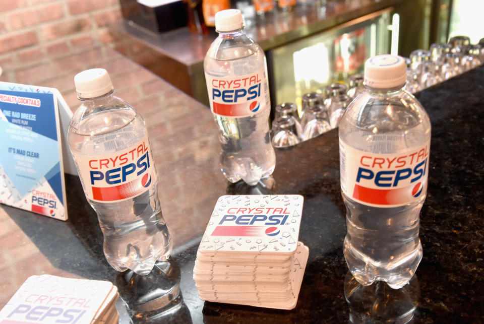 Noch heute hält David Novak die Crystal Pepsi für die „beste Idee seiner Karriere”. (Bild: AFP)