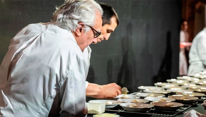 Alain Ducasse y su equipo