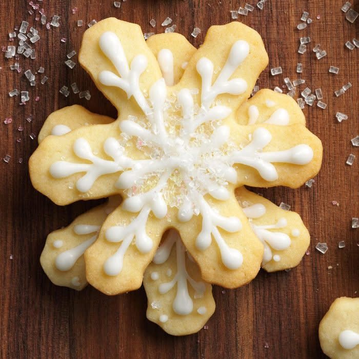 Frosted Snowflake Cookies