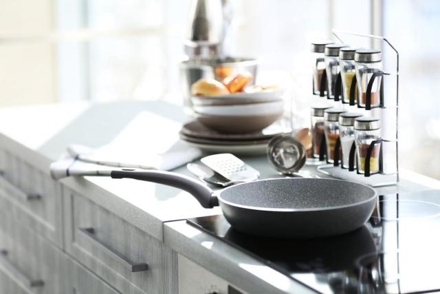 Can A Scratched Nonstick Pan Make You Sick? How To Care For Nonstick Pans