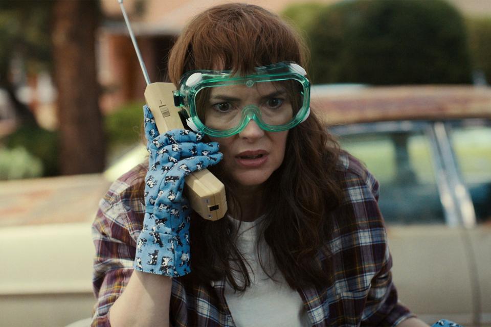 STRANGER THINGS. Winona Ryder as Joyce Byers in STRANGER THINGS. Cr. Courtesy of Netflix © 2022