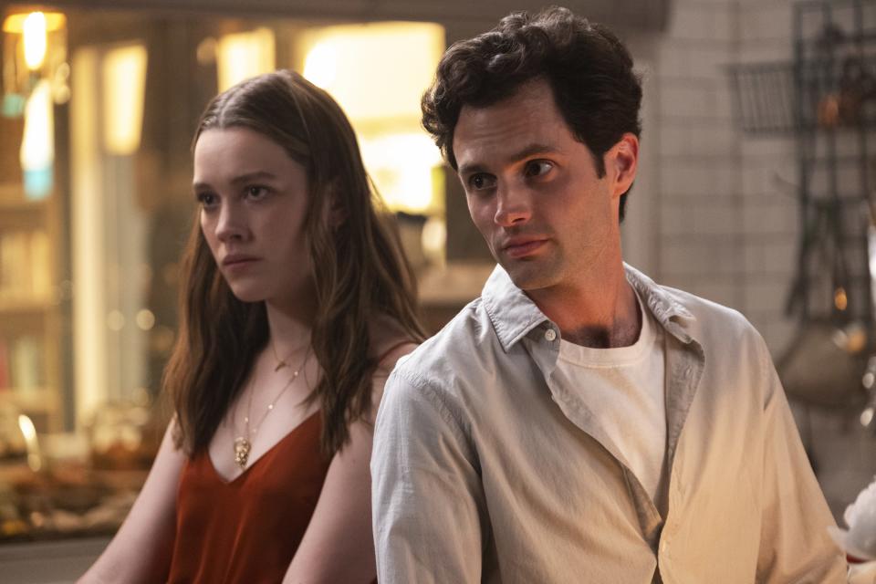 Victoria Pedretti as Love Quinn and Penn Badgley as Joe Goldberg in season two of You.