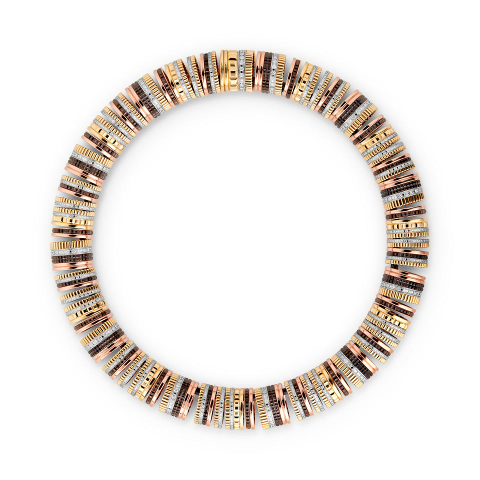Boucheron Quatre necklace made of Quatre rings.