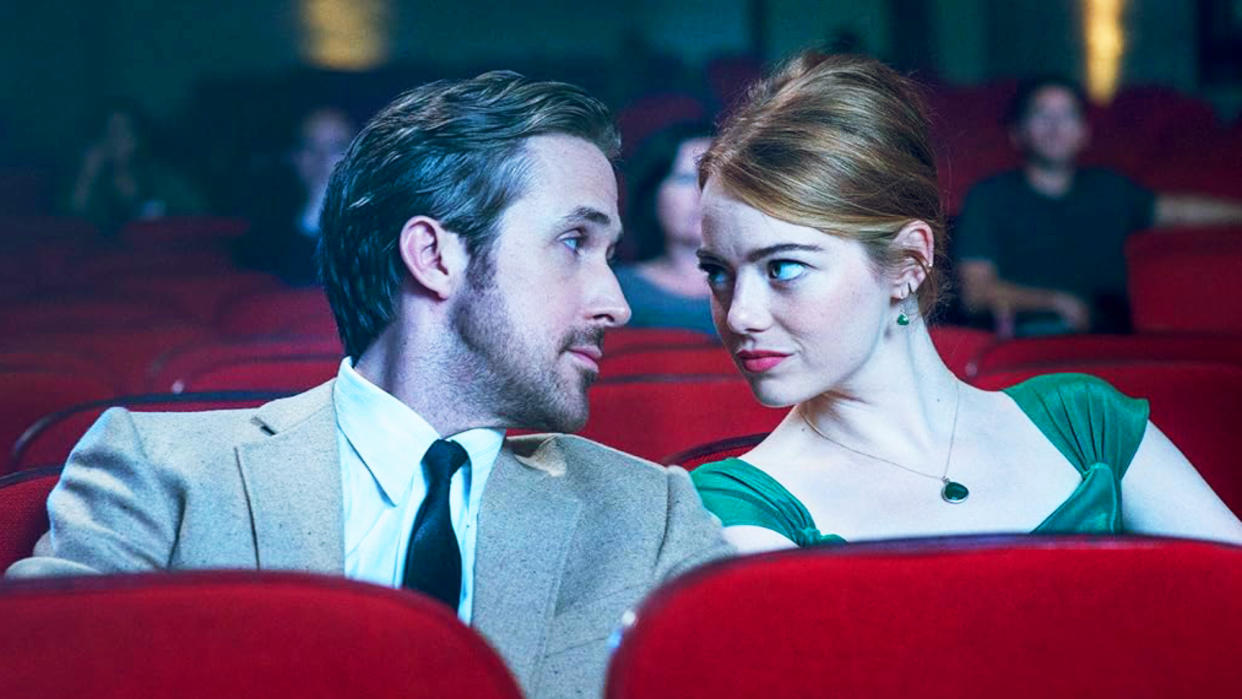  Ryan Gosling and Emma Stone in La La Land movie (2016). 