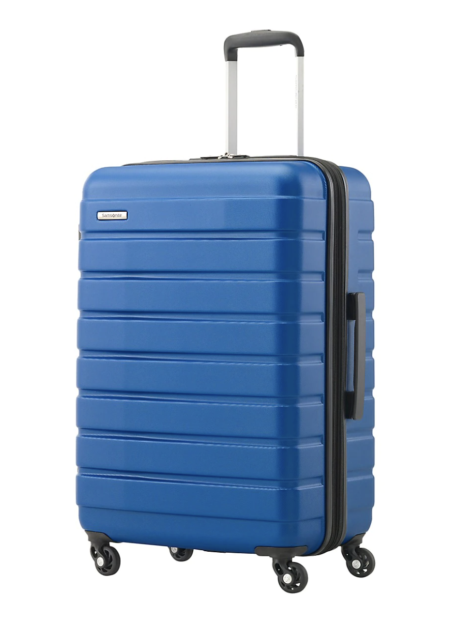 Samsonite EZ Trek 26-Inch Medium Expandable Spinner Suitcase in blue (photo via The Bay)