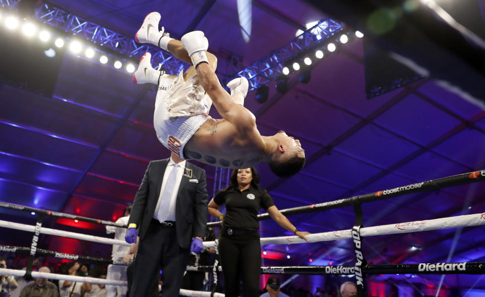 Teofimo Lopez is in good spirits and prepared to put on a show on Saturday at Madison Square Garden. (Photo by Steve Marcus/Getty Images)