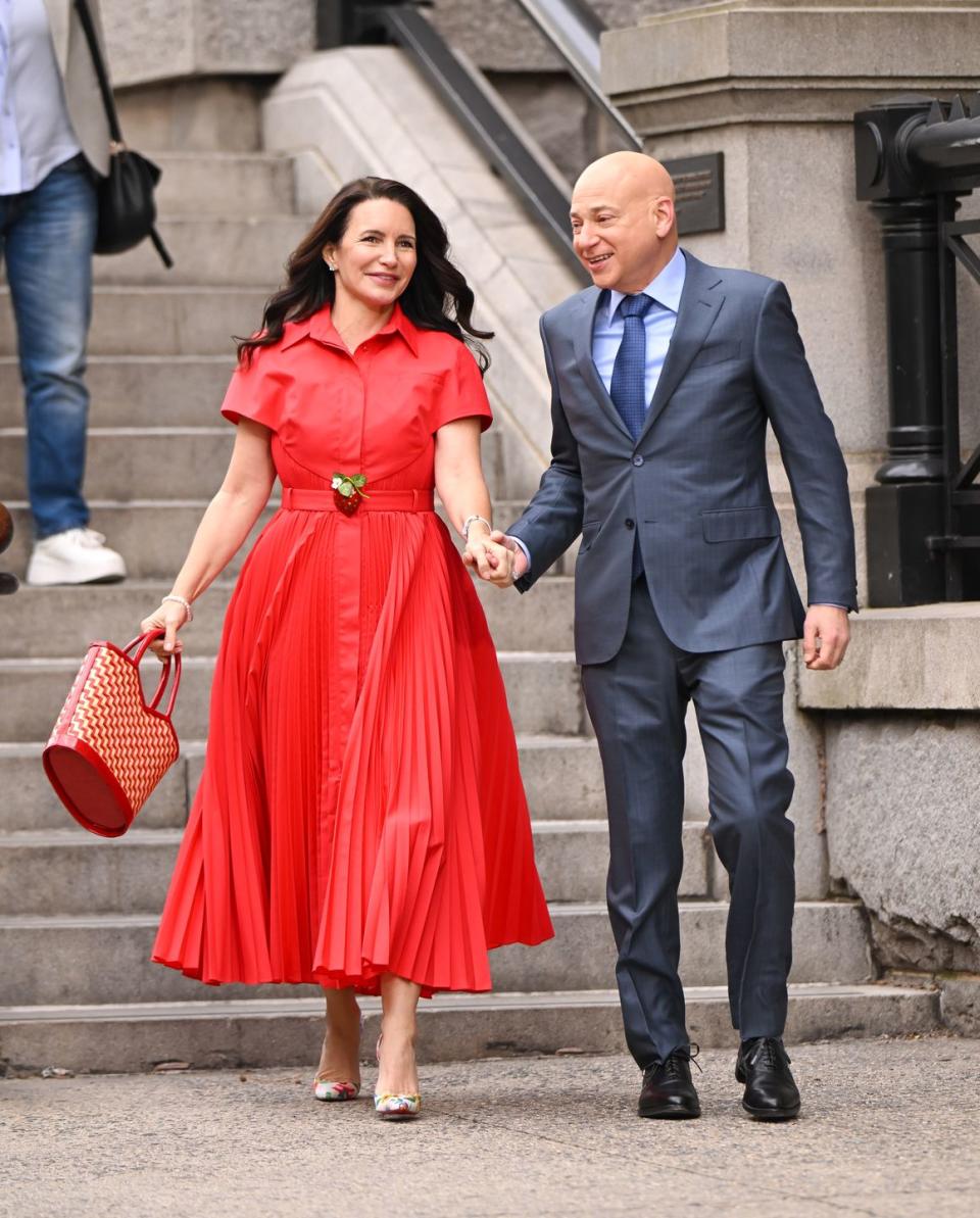 new york, new york february 06 kristin davis and evan handler are seen on the set of and just like that season 2 the follow up series to sex and the city on the upper east side on february 06, 2023 in new york city photo by james devaneygc images