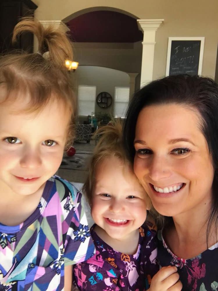 Shanann Watts (right) and her daughters