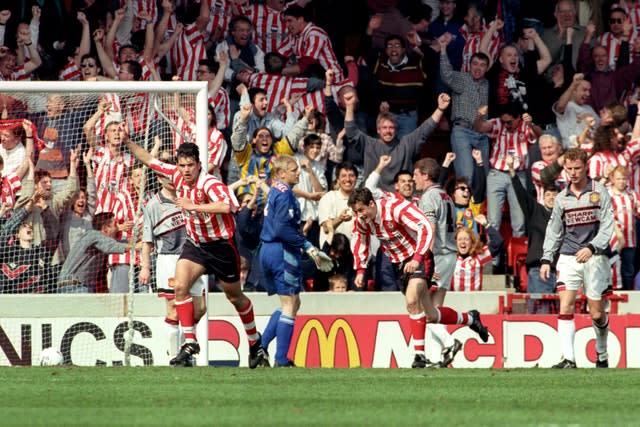 Neil Shipperley (left) celebrates scoring Southampton's second goal