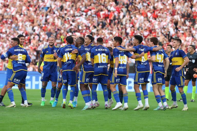 Boca se metió entre los cuatro mejores de la Copa de la Liga tras ganar el Superclásico ante River