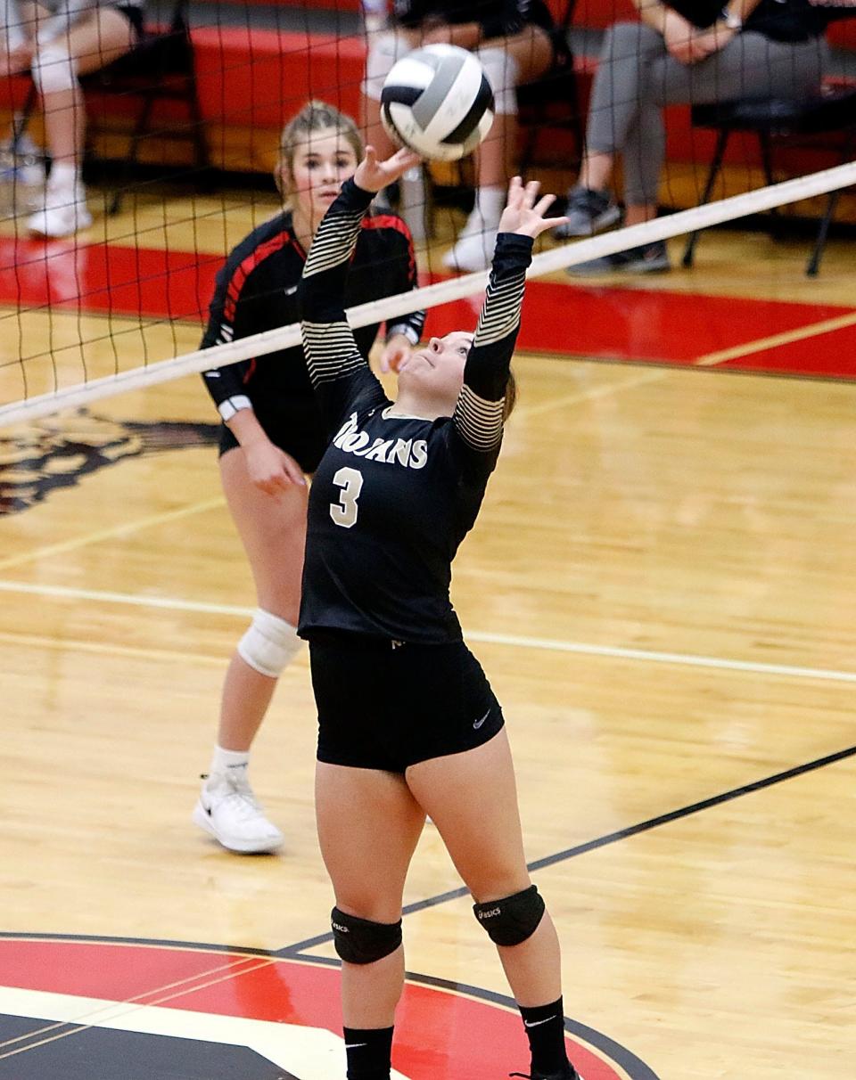 South Central High School’s Carlie Osborn (3) sets a ball against Crestview High School during high school volleyball action Thursday, Sept. 10, 2020. Tom E. Puskar, Times-Gazette.com