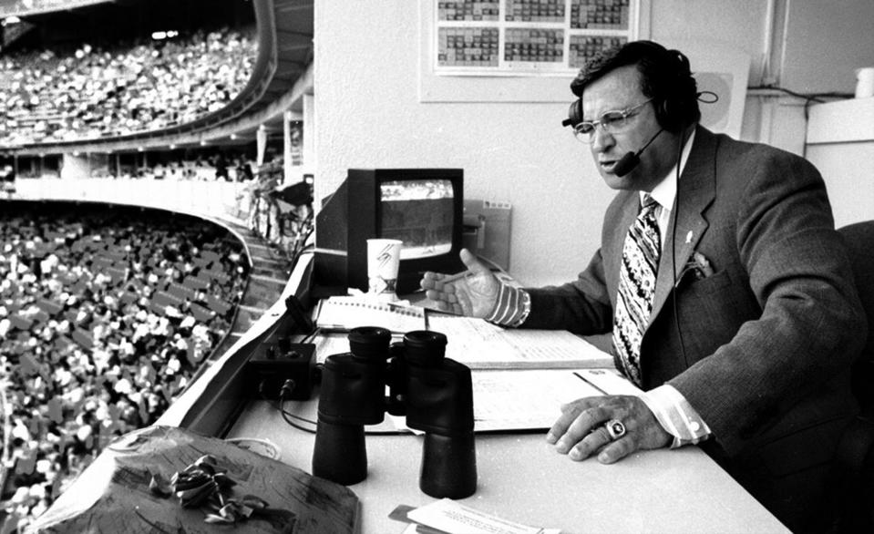 Los Angeles Dodgers Jaime Jarrin broadcasting from Dodgers Stadium (Keith Birmingham / MediaNews Group via Getty Images)