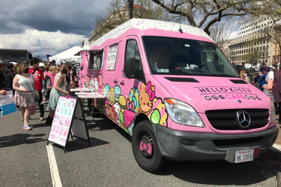 ¡Con cafecito para el invierno! Hello Kitty Café Truck volverá a San Diego