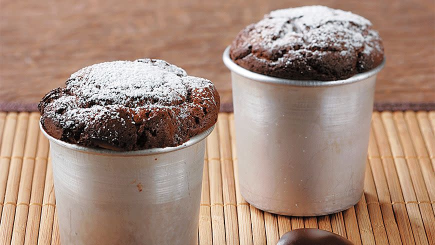 <p>Nutella soufflés</p>