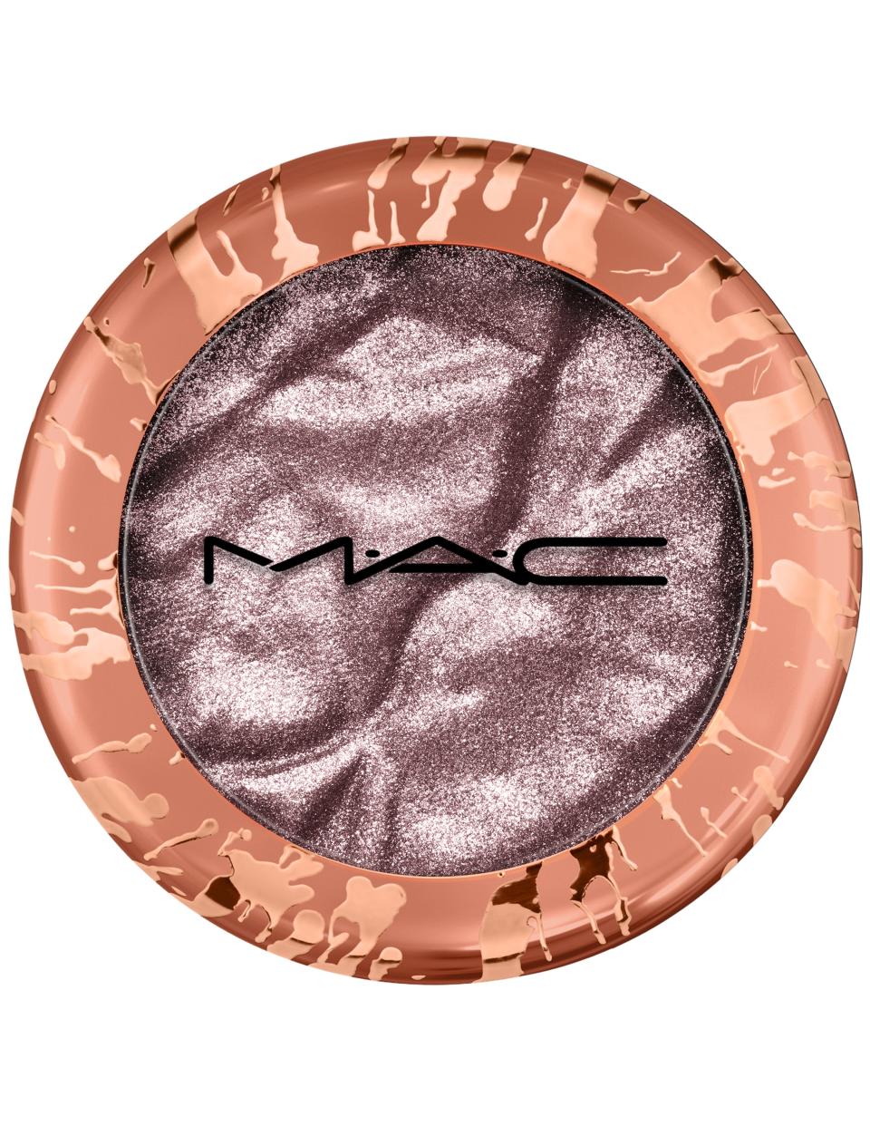 MAC Foiled Shadow in Tide 'n' Seek