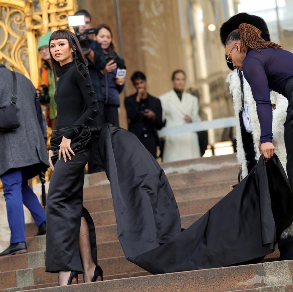 Zendaya Looks Regal in an Outrageously Cool Black Dress at Paris ...