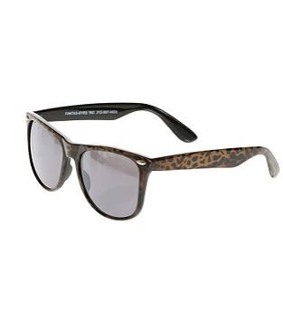 Leopard Wayfarer-inspired sunglasses are anything but risky business.