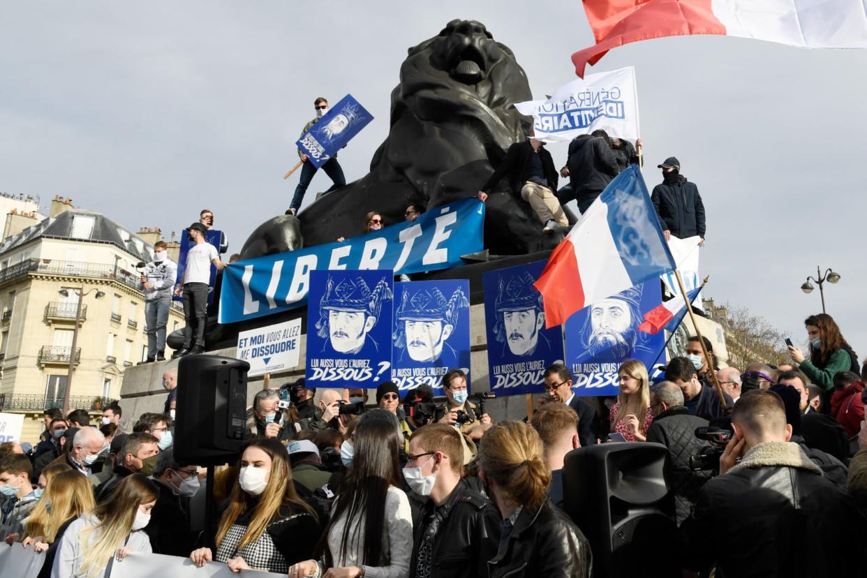 La manifestation de Génération identitaire a été organisée place Denfert-Rochereau dans le 14e arrondissement de Paris - BERTRAND GUAY