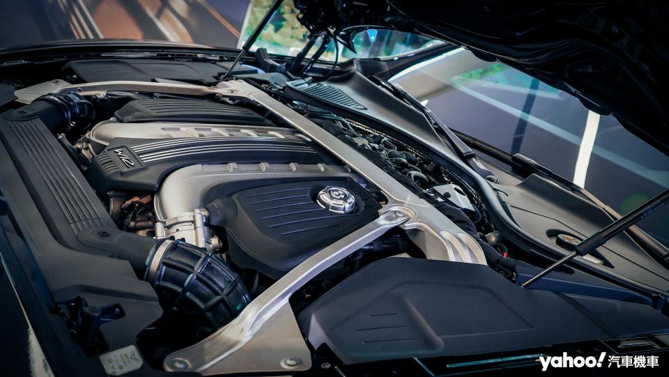 如今的W12引擎Bentley雖已經過悉心調校，但仍將成為時代的眼淚。