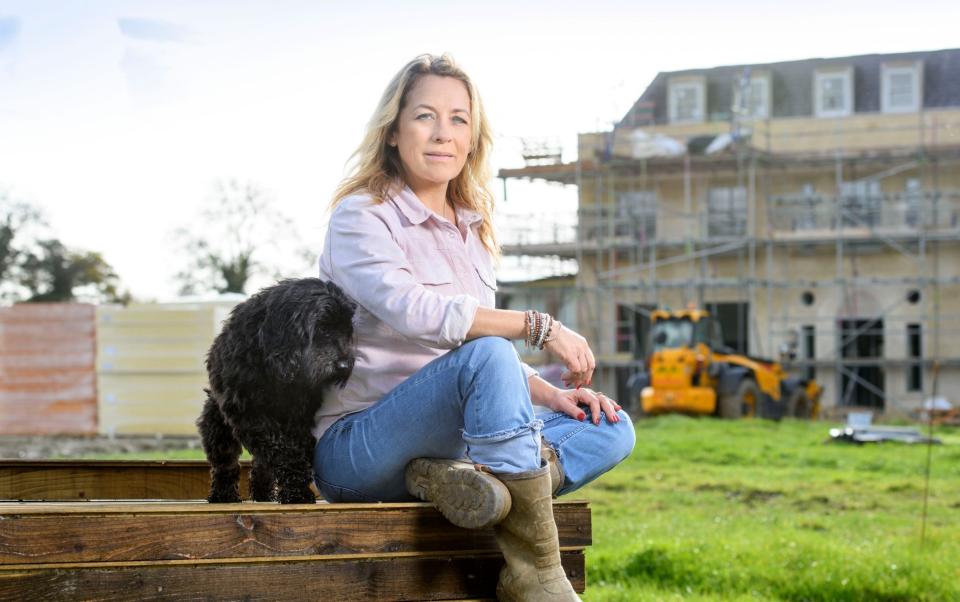 Sarah Beeny’s New Life in the Country for Channel 4 - Adrian Sherratt