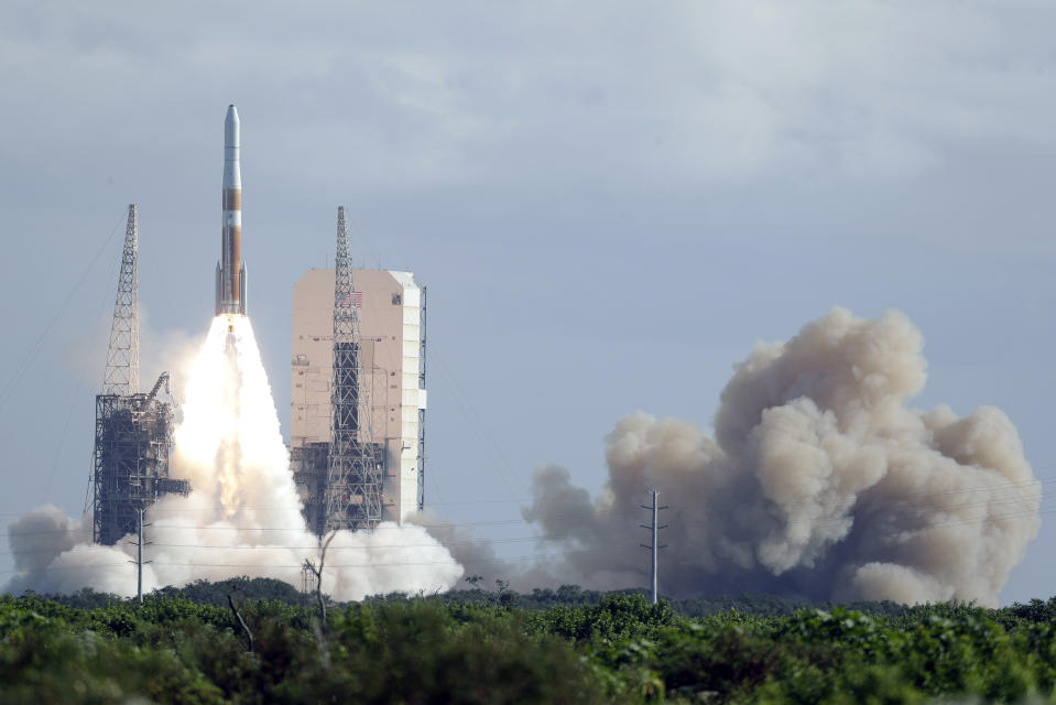 A United Launch Alliance Delta IV rocket lifts off from space launch complex 37 at the Cape Canaveral Air Force Station with the second Global Positioning System III payload, Thursday, Aug. 22, 2019, in Cape Canaveral, Fla. (AP Photo/John Raoux)