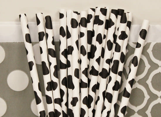 <strong>25, $4.50 | <a href="http://www.etsy.com/listing/121318614/cow-print-paper-straws-for-farm-parties">etsy: ThePartyFairy</a></strong>