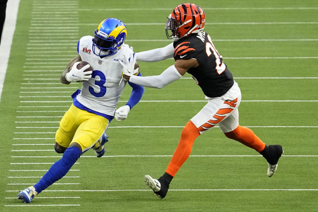 Odell Beckham Jr. stats: Rams WR suffers knee injury, helped off field in  second quarter of Super Bowl 56 - DraftKings Network