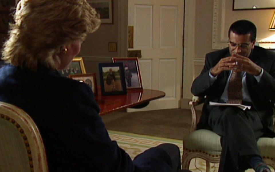 Television dynamite: Martin Bashir interviews Princess Diana in 1995 - pixel GRG